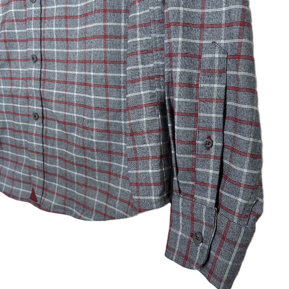 Untuckit Shirt Men's‎ Medium Gray-Red Plaid Long Sleeve Poly Blend Button Up - Picture 3 of 10